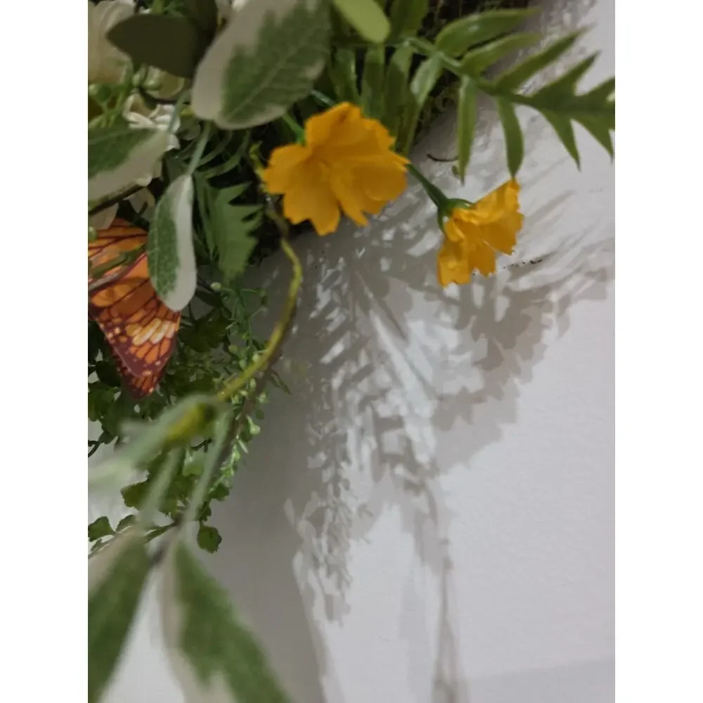 Handmade Butterfly Springtime Moss Daisy Wreath